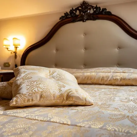Real Borbone Bed & Breakfast 4*