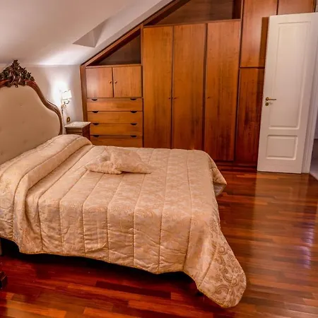 Real Borbone Bed & Breakfast
